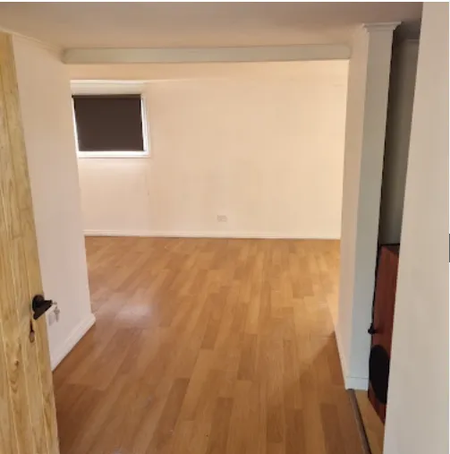 Empty room ready for a fresh renovation